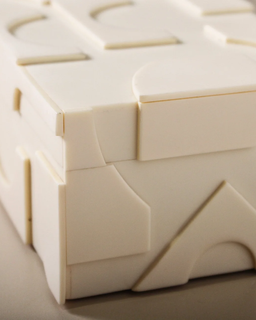 Muse Resin Box