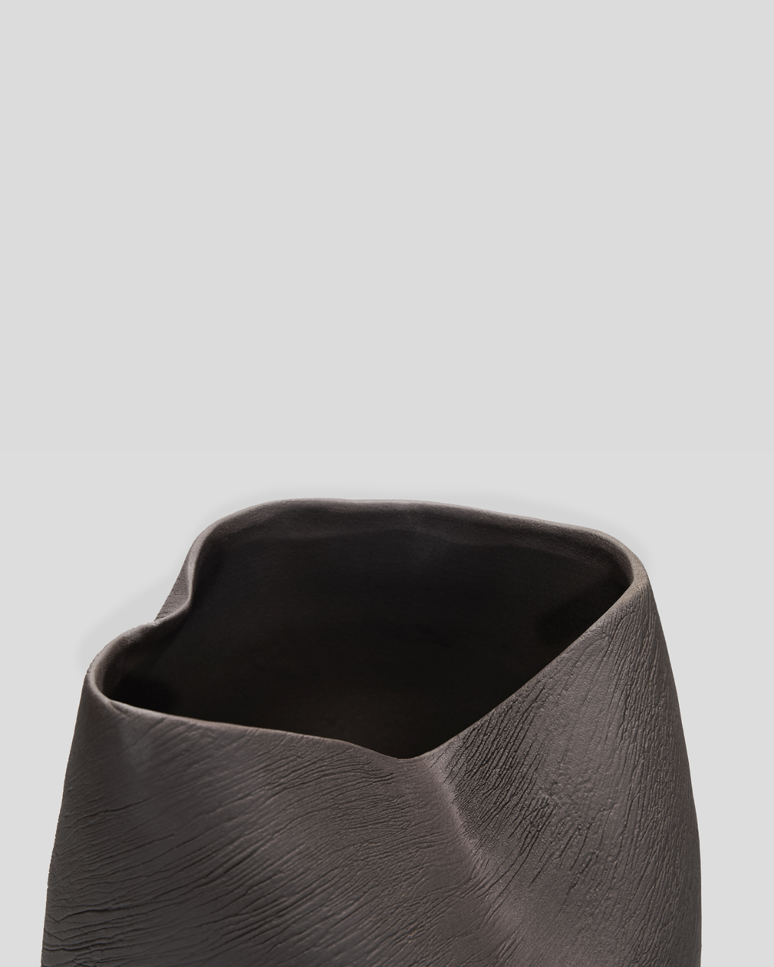 Morph Vase Chocolate Brush