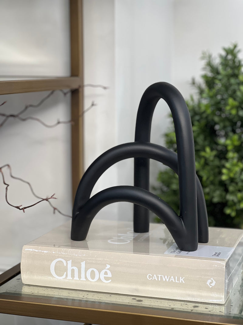 Mila Arched Sculpture Black