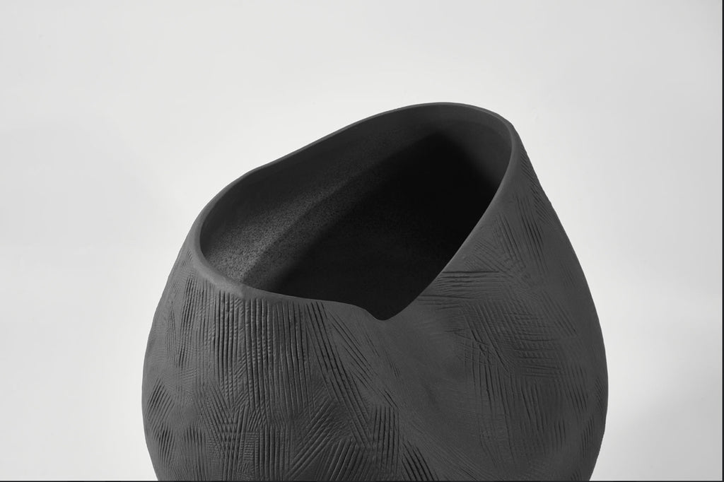 Moule Vase Ebony