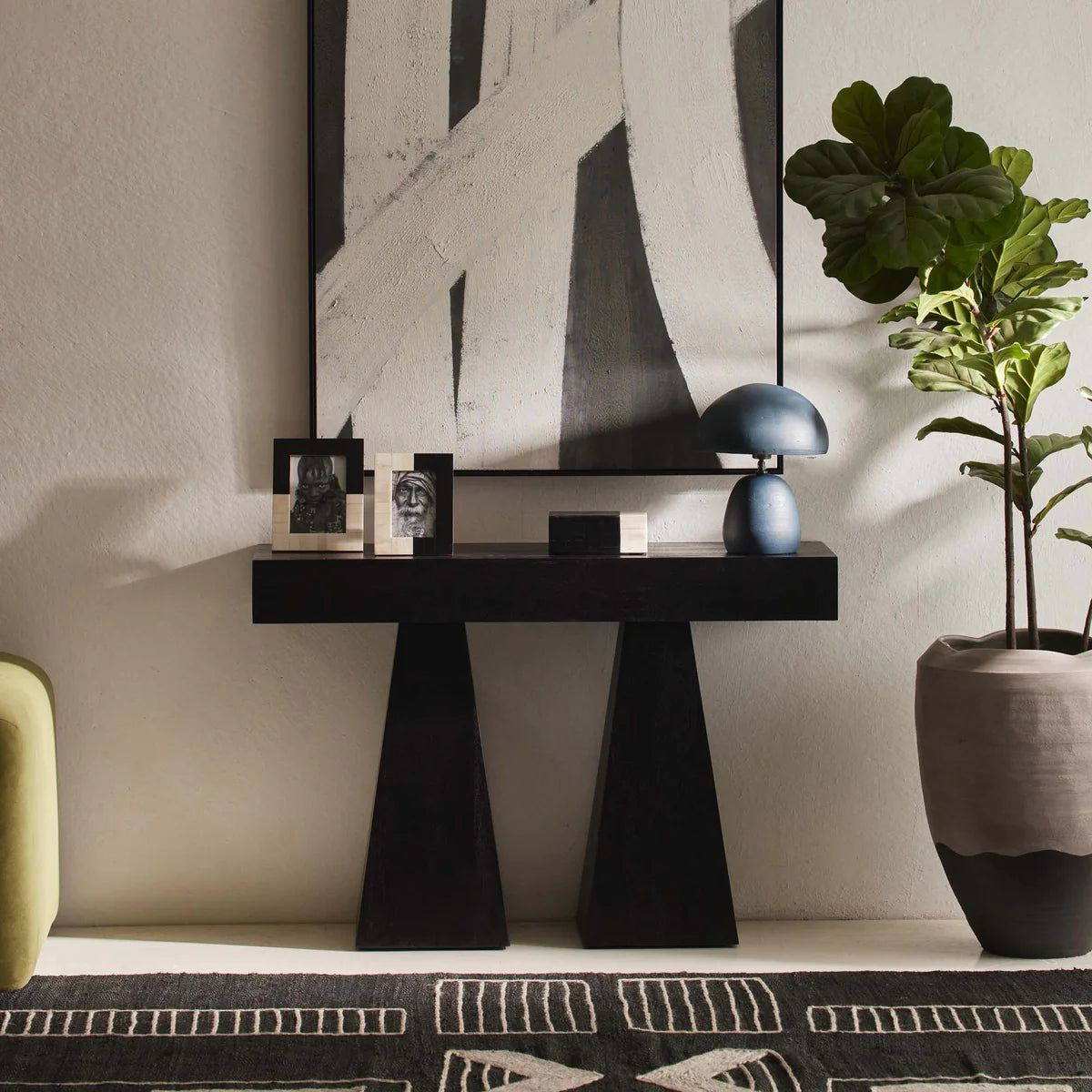 Artis Console