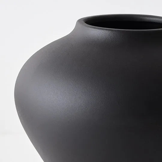 Lerato Pot - Black