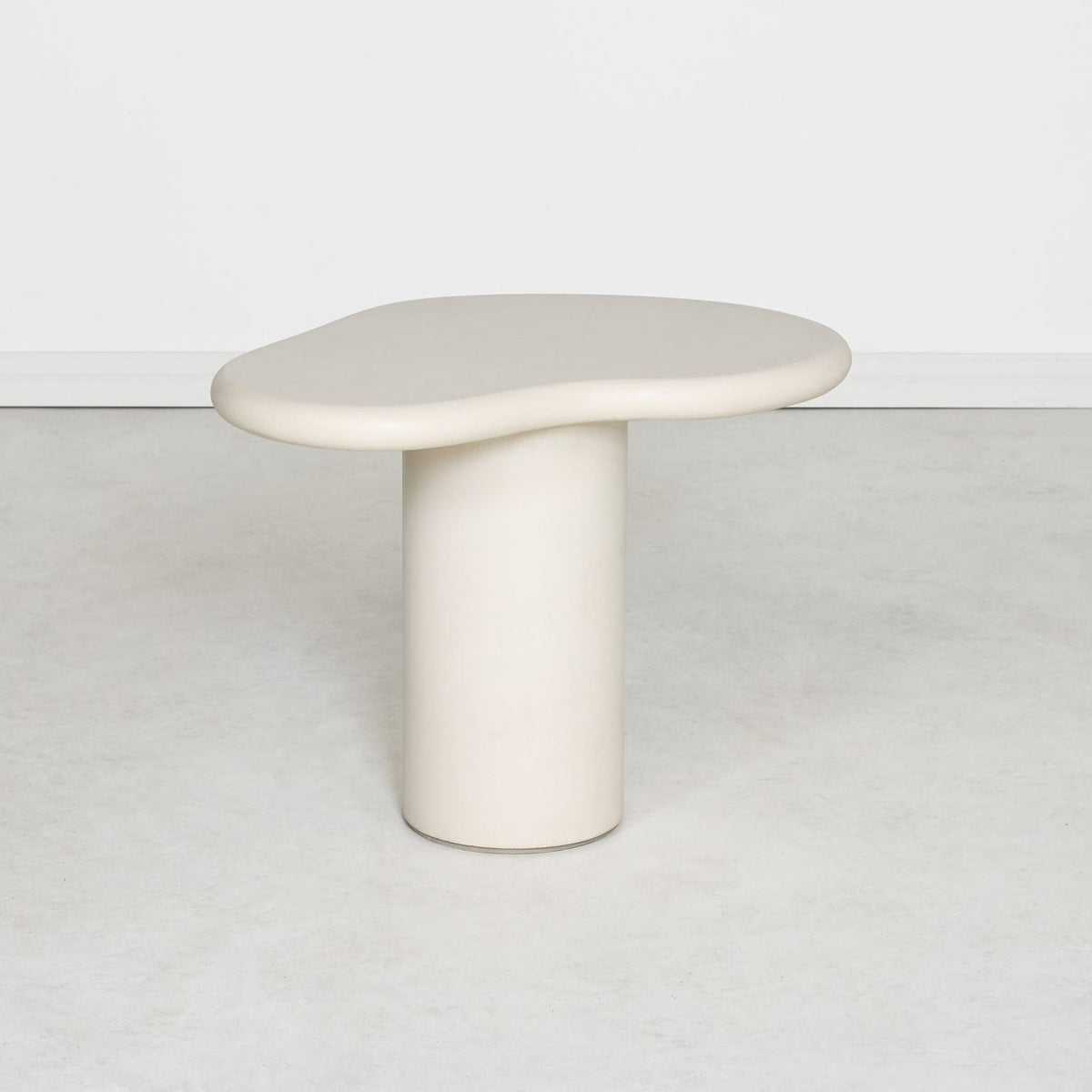 Maru Side Table