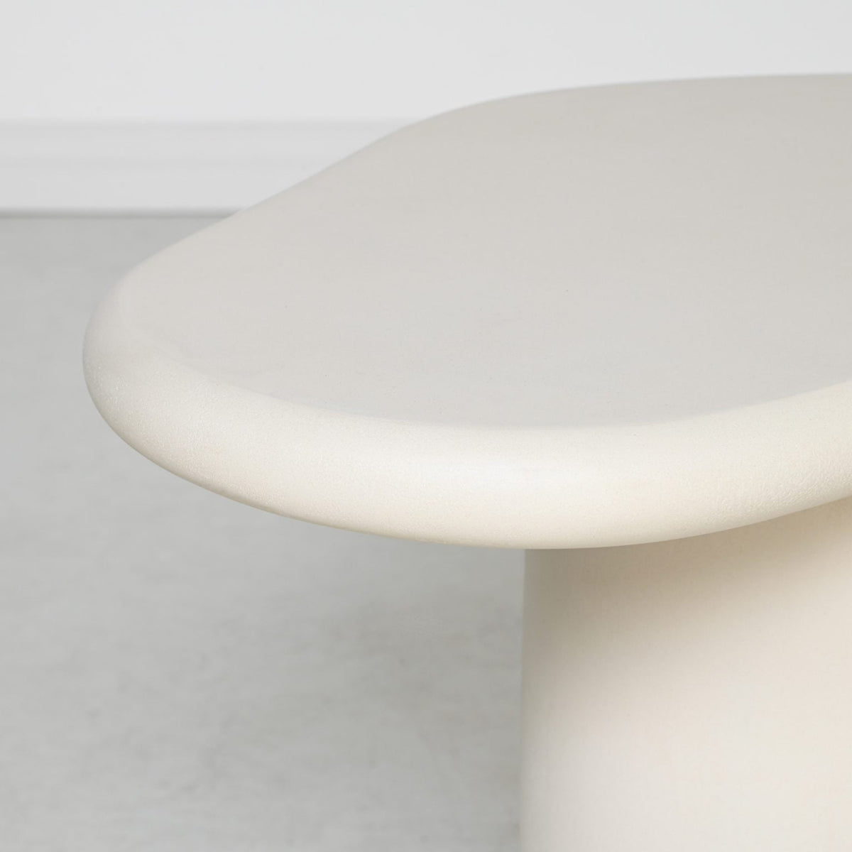 Maru Side Table