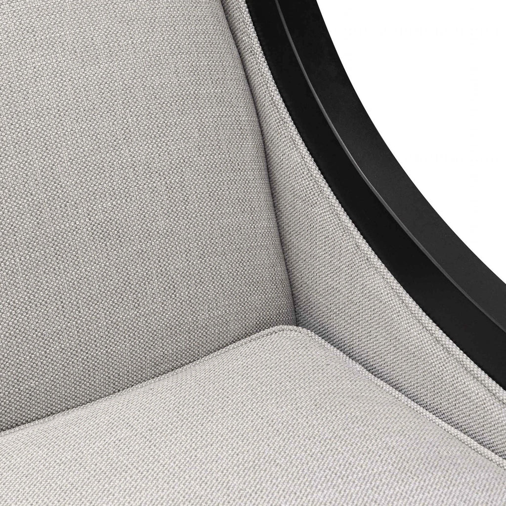 Leraunt Armchair