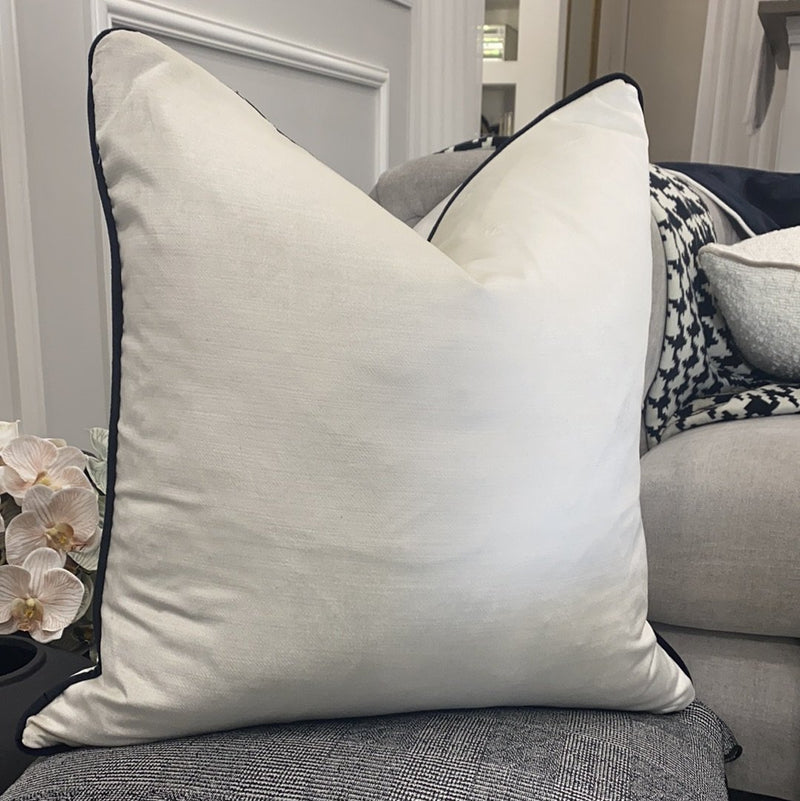 Luxe Velvet White